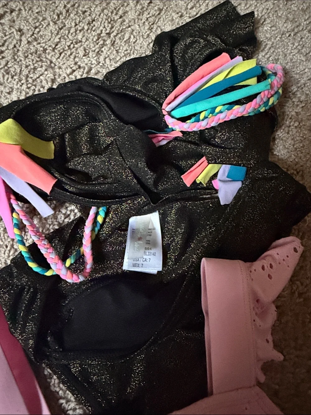 Bundle/lot 6 girls swimsuits plus 1 extra top